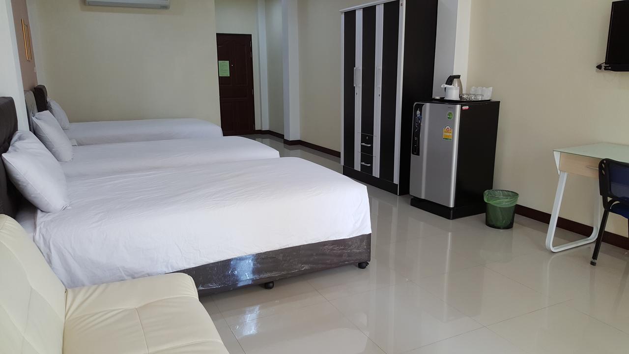 Charoensuk Grand Hotel Kabin Buri Eksteriør billede
