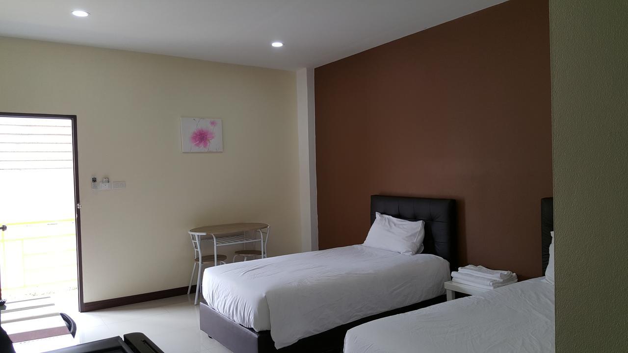 Charoensuk Grand Hotel Kabin Buri Eksteriør billede