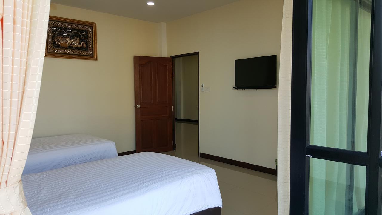 Charoensuk Grand Hotel Kabin Buri Eksteriør billede